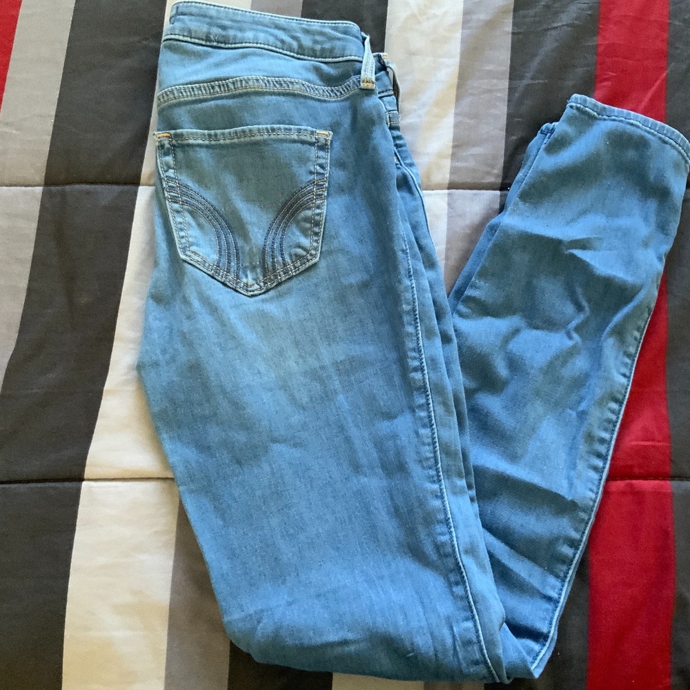 Hollister skinny jeans
